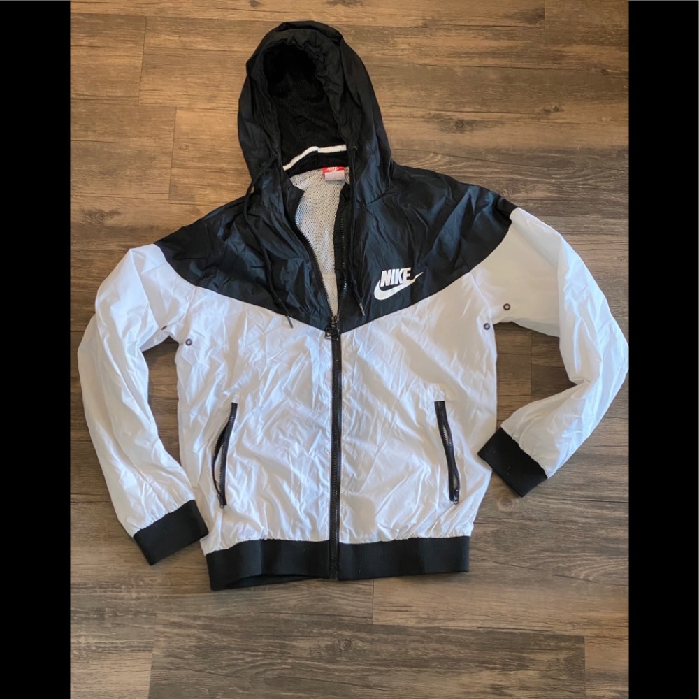 Nike windbreaker